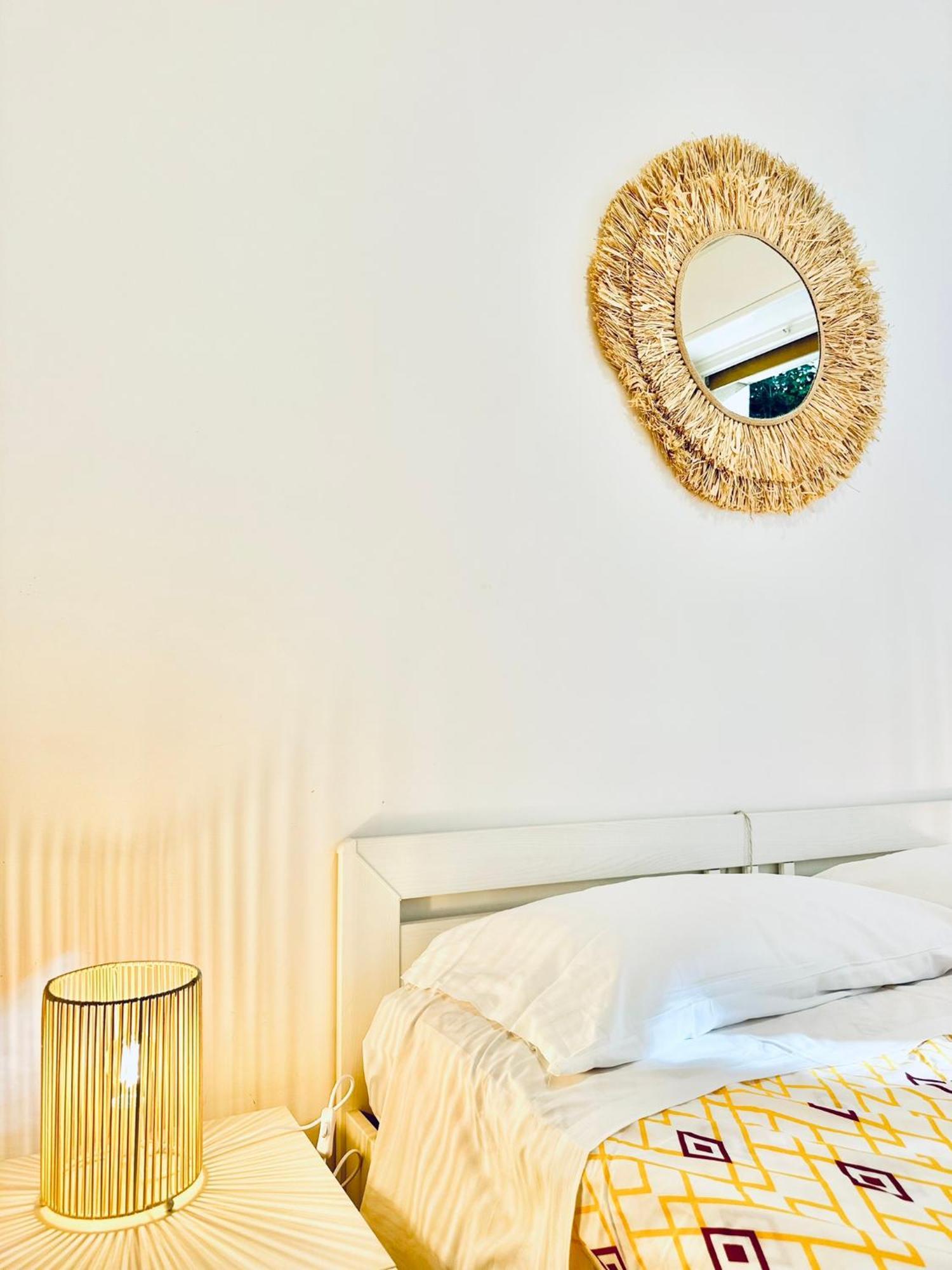 Appartamento Hostdomus - Cozy Corner Near The Sea Finale Ligure Esterno foto